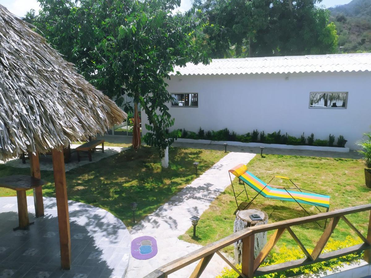 Hostal La Sierra Nevada Palomino Exteriör bild