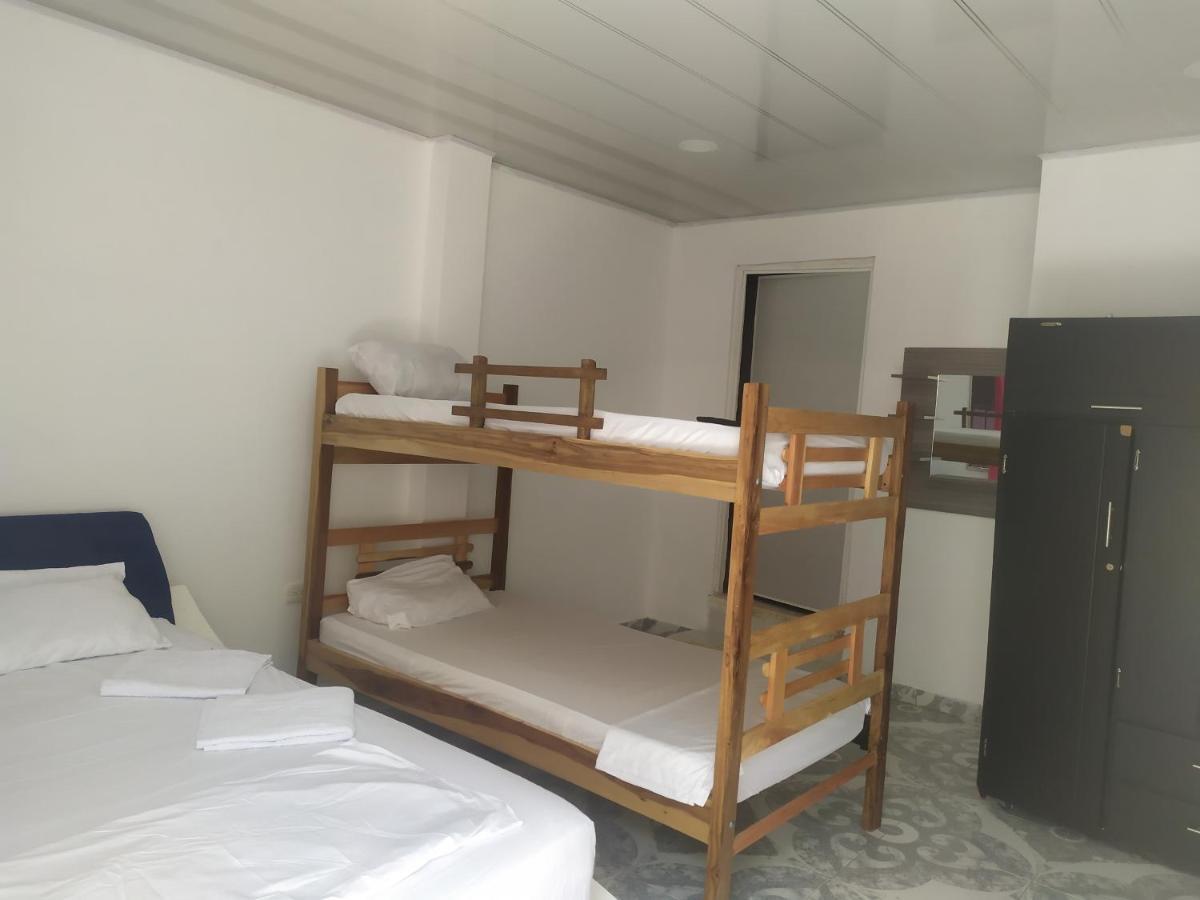 Hostal La Sierra Nevada Palomino Exteriör bild