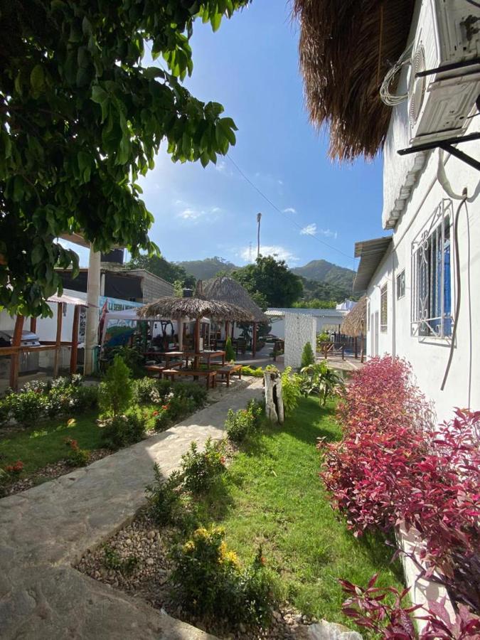 Hostal La Sierra Nevada Palomino Exteriör bild