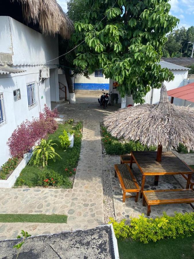 Hostal La Sierra Nevada Palomino Exteriör bild