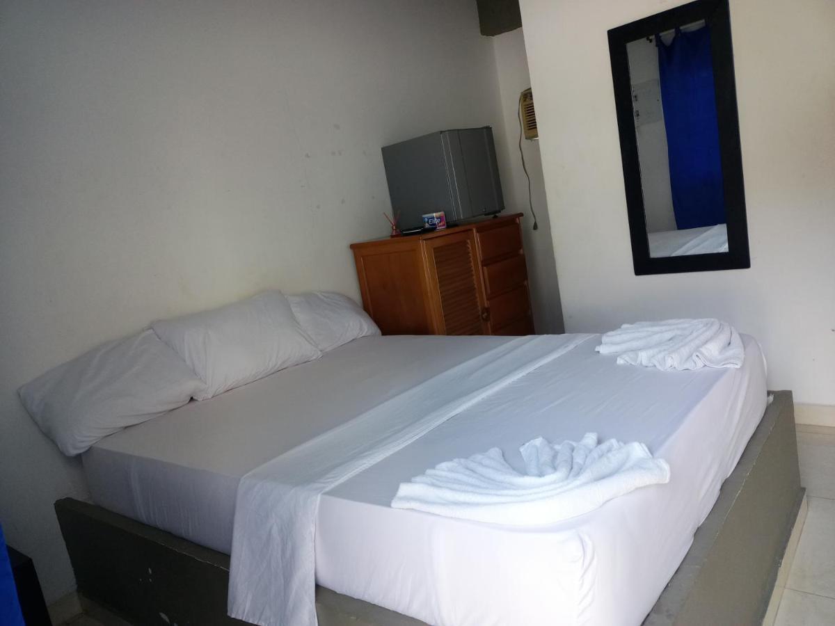 Hostal La Sierra Nevada Palomino Exteriör bild